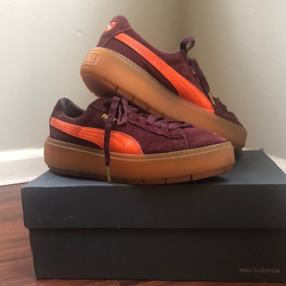 Platform Pumas